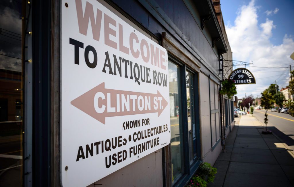Sign that says "Welcome to Antique Row."
